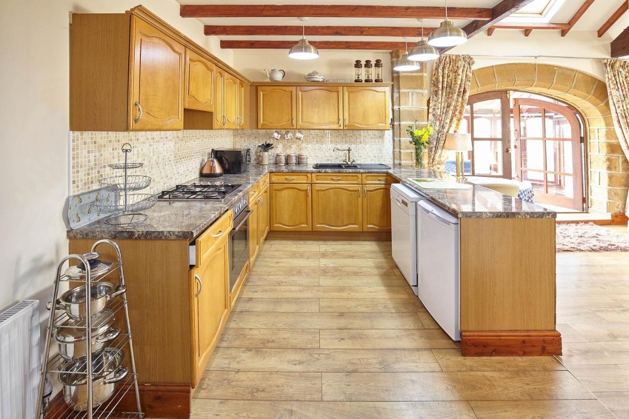 Host & Stay - The Arches Cottage Brotton エクステリア 写真